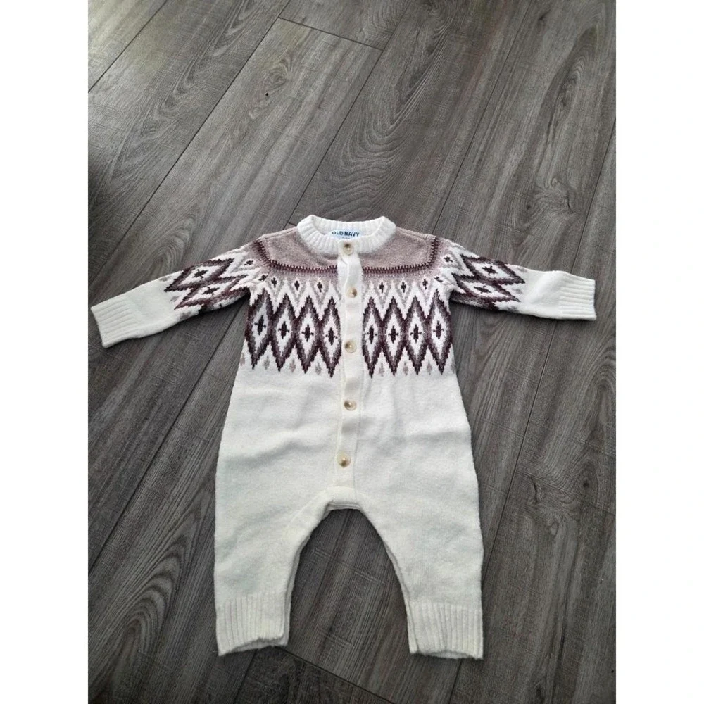 Old navy baby boy romper 0-3‎ mos